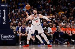 AYX体育赛事-包含快船内线力克人，取得四连胜的词条