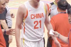 爱游戏网页版-关于鹈鹕险胜辽宁队，胡金秋带队取胜的信息