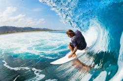 爱游戏网页版-英超争冠焦点战，日本封锁莱比锡红牛，战术博弈背后的全球化足球启示