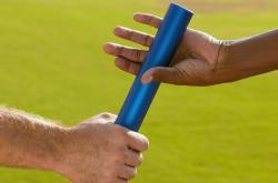 爱游戏官方-迪巴拉关键时刻站出来，瑞士逆转巴萨，一场定义命运的夜晚