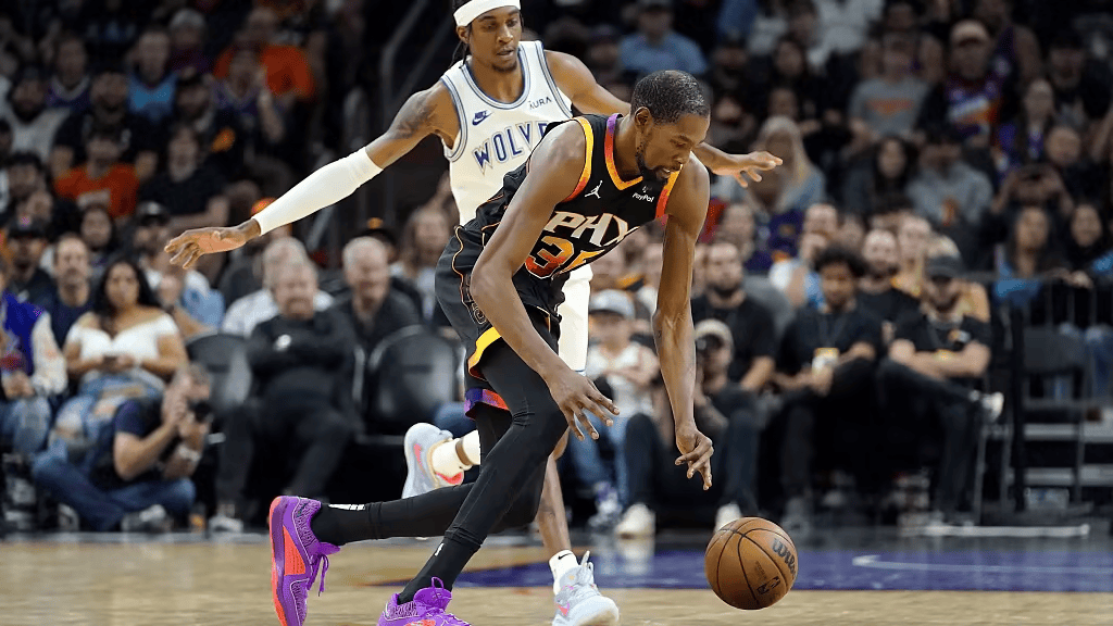 经典对决再现篮球赛场，强强碰撞令人期待的简单介绍