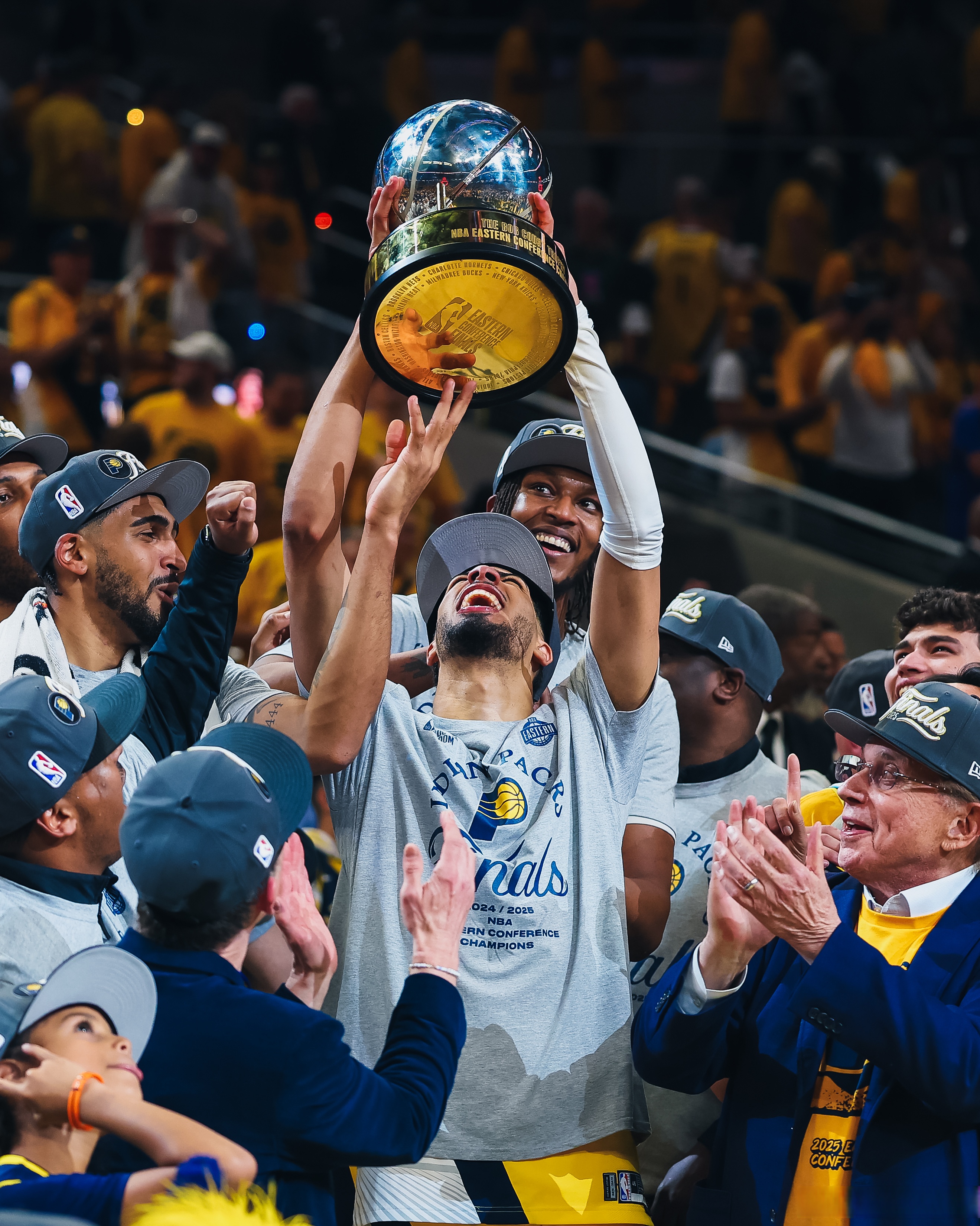 步行者逆转国王，季后赛前景看涨的简单介绍