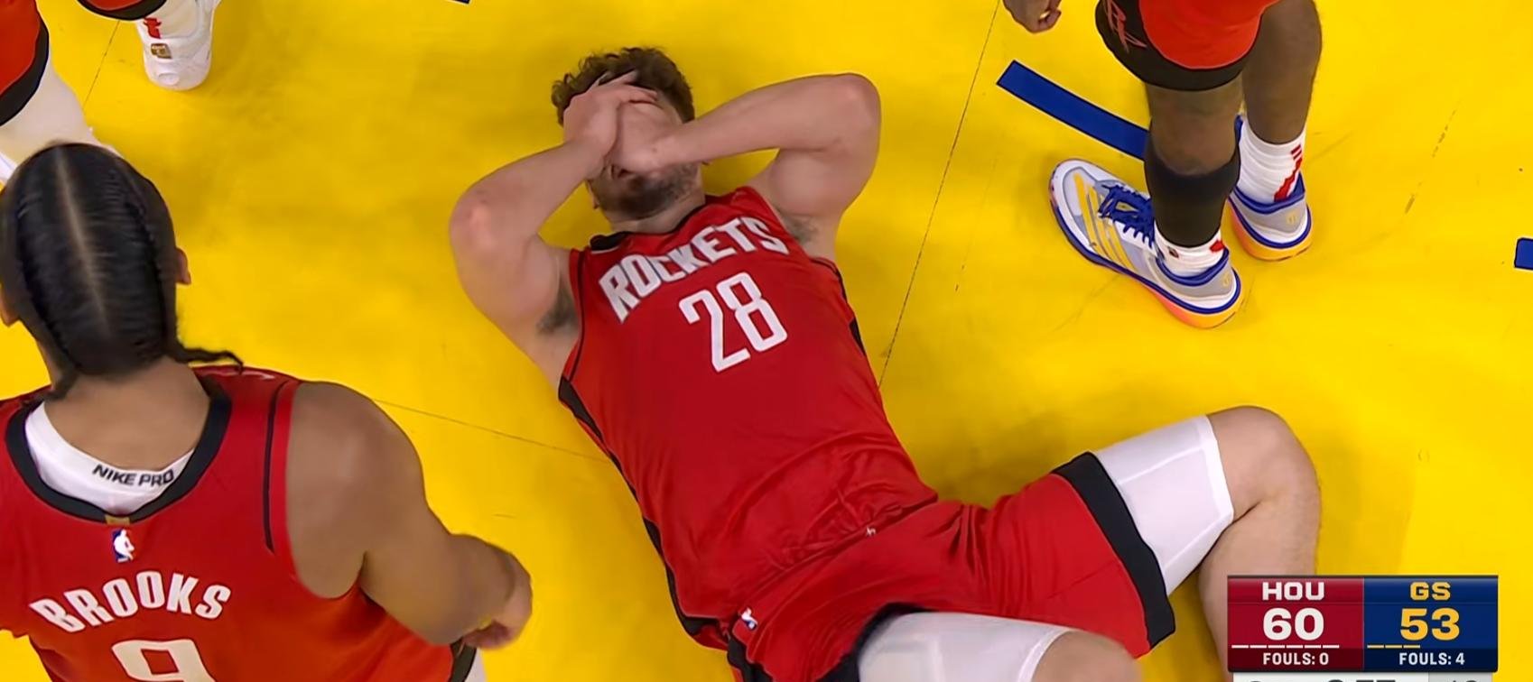 关于勇士逆转成功！安德鲁·韦格得分高效压倒对手的信息