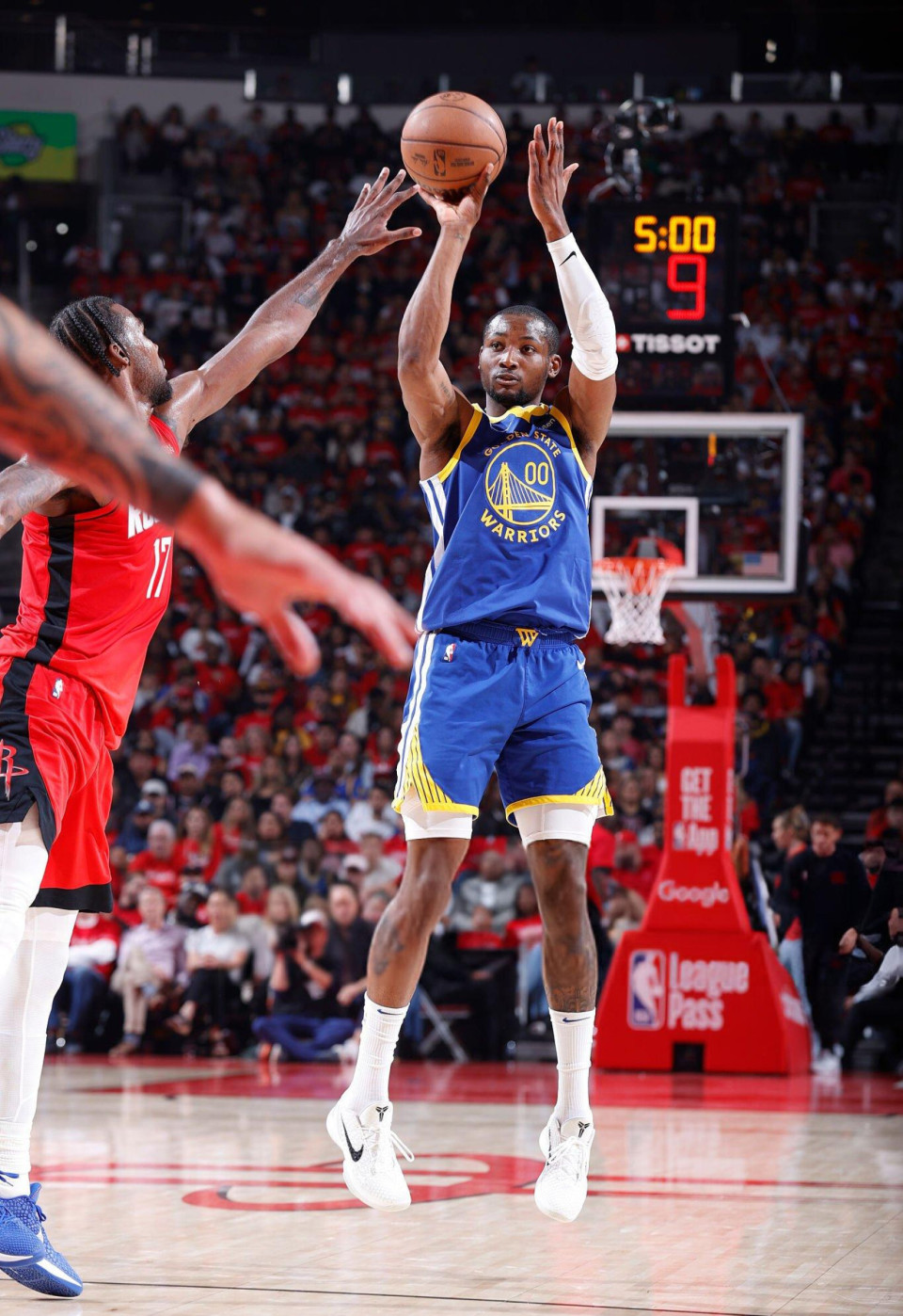 快船险胜太阳，库里高光表现